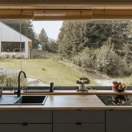 Wood Rest, Myweek Nyaraló